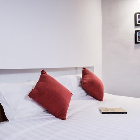 Bed and Breakfast Neighbor Phuthon Bangkok Exterior foto